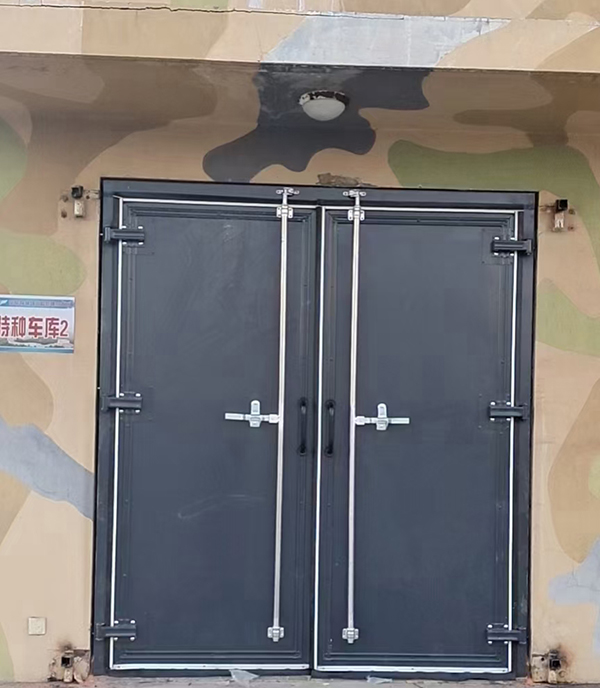 巴音郭楞工业平开门