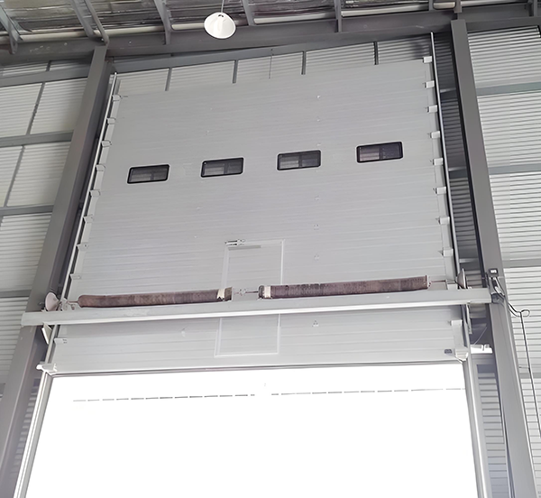 巴音郭楞工业滑升门