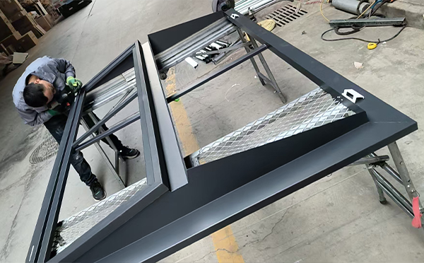 巴音郭楞排烟窗