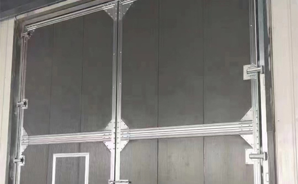 巴音郭楞兰州厂房巴音郭楞工业门选购与使用指南：打造高效安全的生产环境