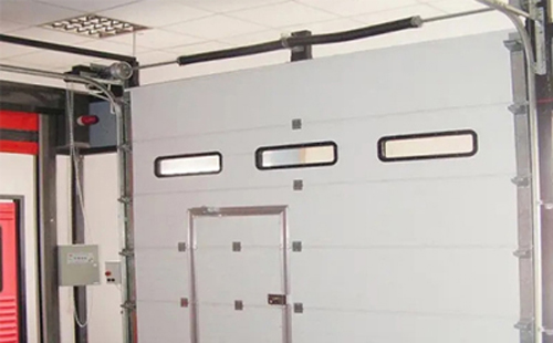 巴音郭楞工业提升门的安装方法