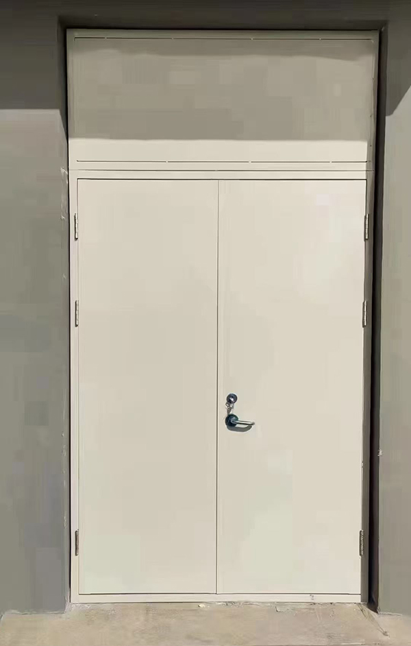 展览馆项目完成大跨度巴音郭楞防火门安装 展览馆项目完成大跨度巴音郭楞防火门安装